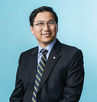 Seongbae Lim, Ph.D., Big Solve cover shoot, Gold & Blue
